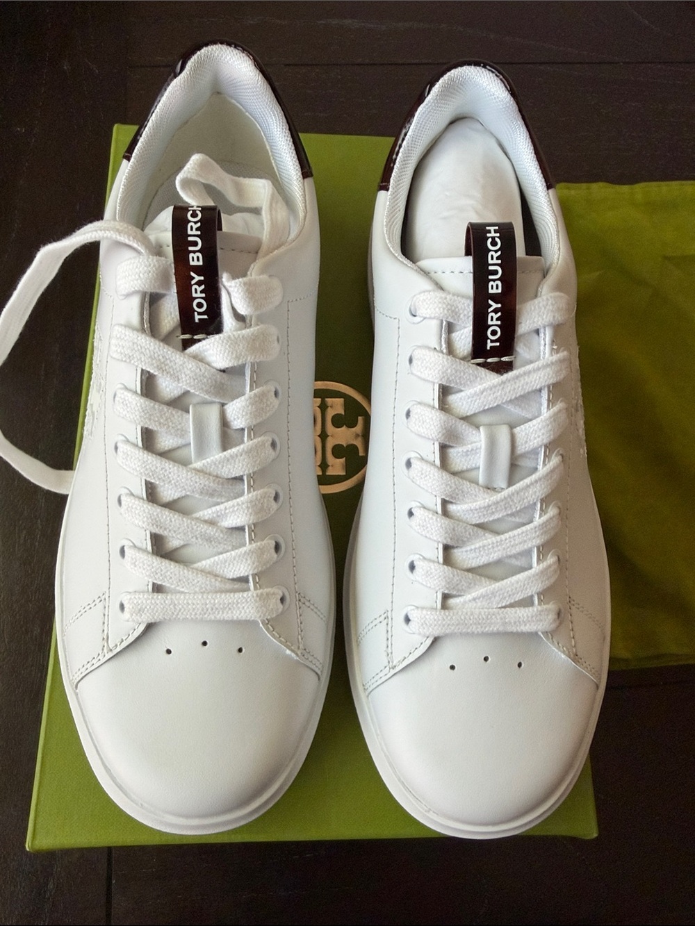 Tory Burch Titanium White/Creta 200 Double T Howell court leather.